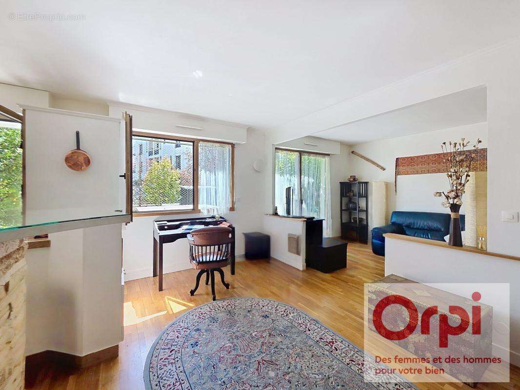 Appartement à ISSY-LES-MOULINEAUX