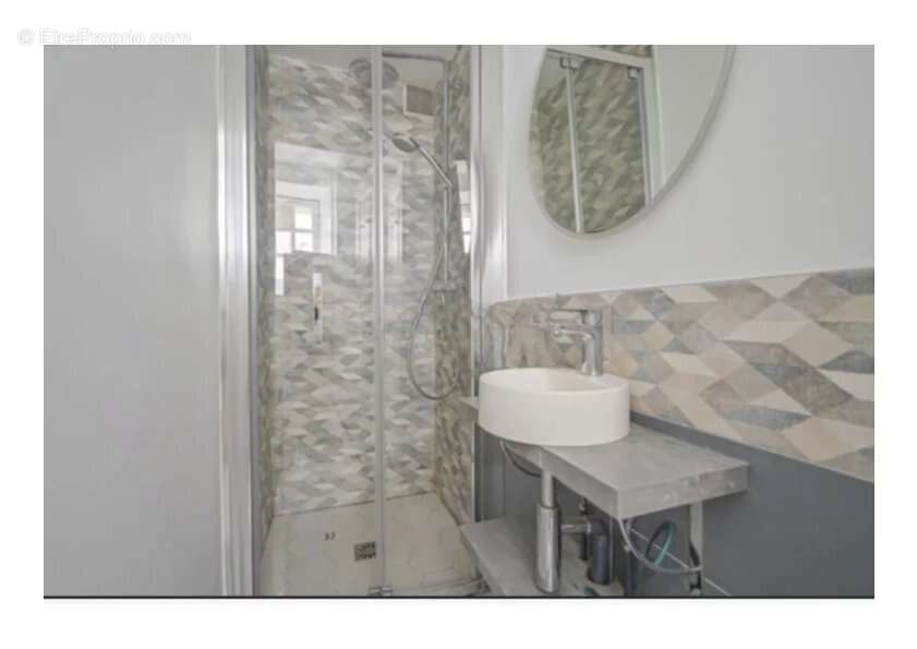 Appartement à PARIS-3E