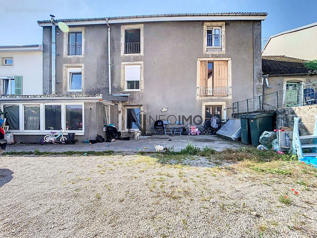 Appartement à CHATENOIS