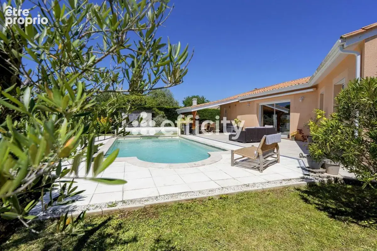 Maison à IZON