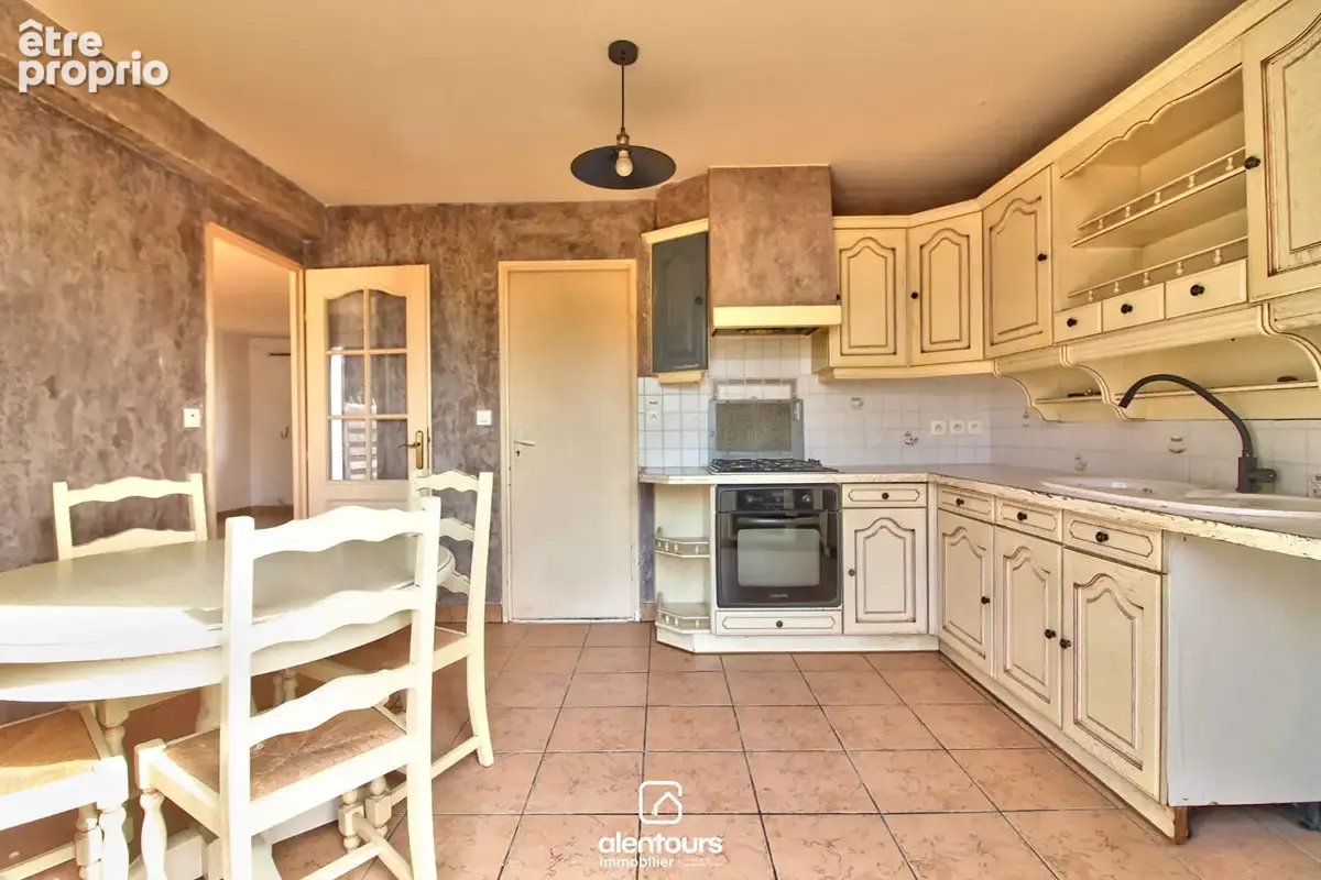 Maison Vezelise 5 pièce(s) 90 m2 - photo 8