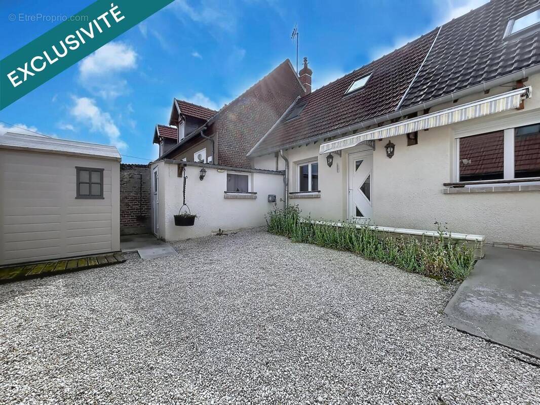 Photo 1 - Maison à NOYON