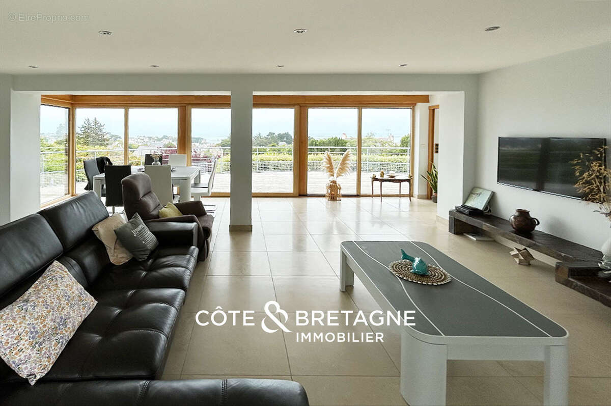 Maison à ETABLES-SUR-MER