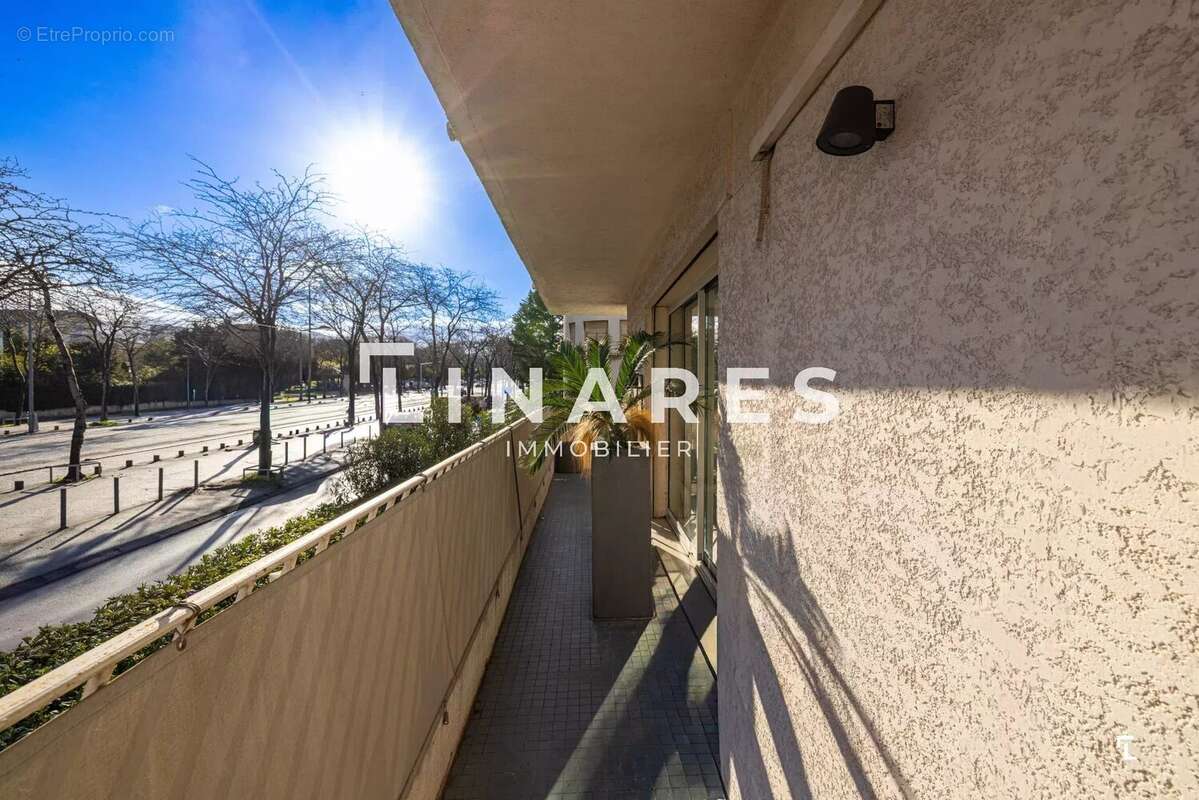 Appartement à MARSEILLE-9E