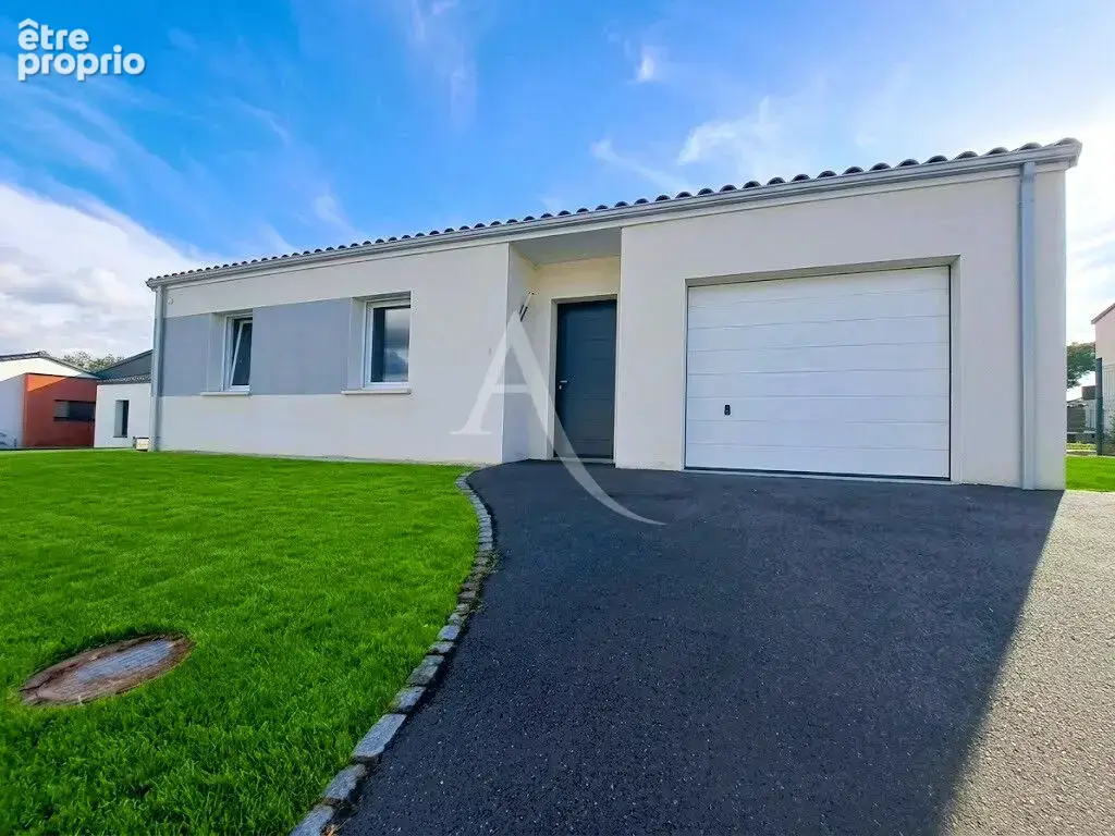 Photo Maison à Mesnard-La-Barotiere au prix de 223 800€