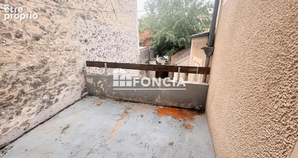 Emplacement privilégié pour ce charmant F2 avec terrasse et parking - photo 4