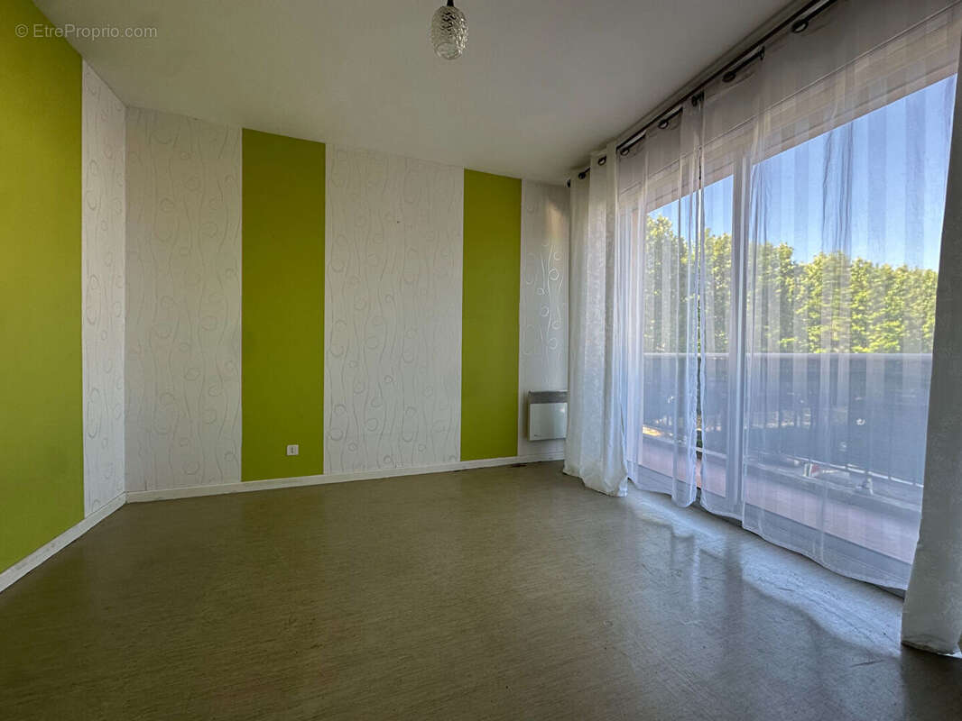 Appartement à ROMANS-SUR-ISERE