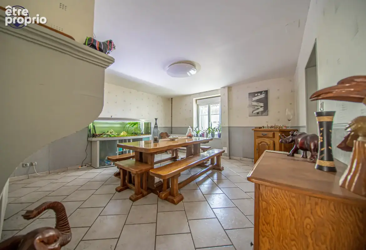 Spacieuse maison familiale avec jardin, dépendance et garage à Lacroix-sur-Meuse - photo 8