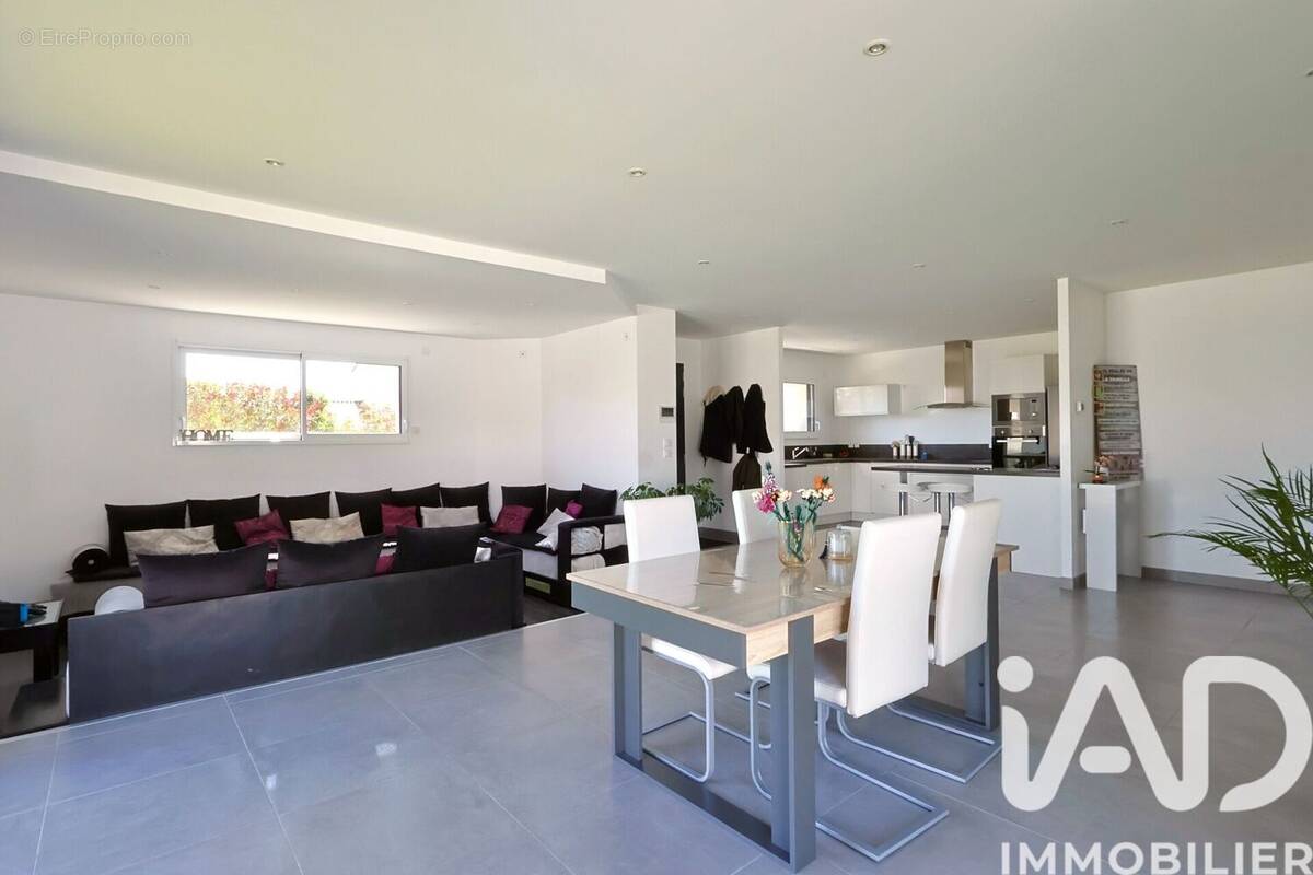 Photo 1 - Maison à SAINT-LEGER-SOUS-CHOLET