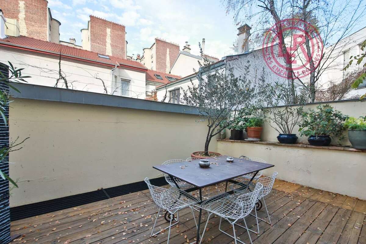 Maison à PARIS-15E