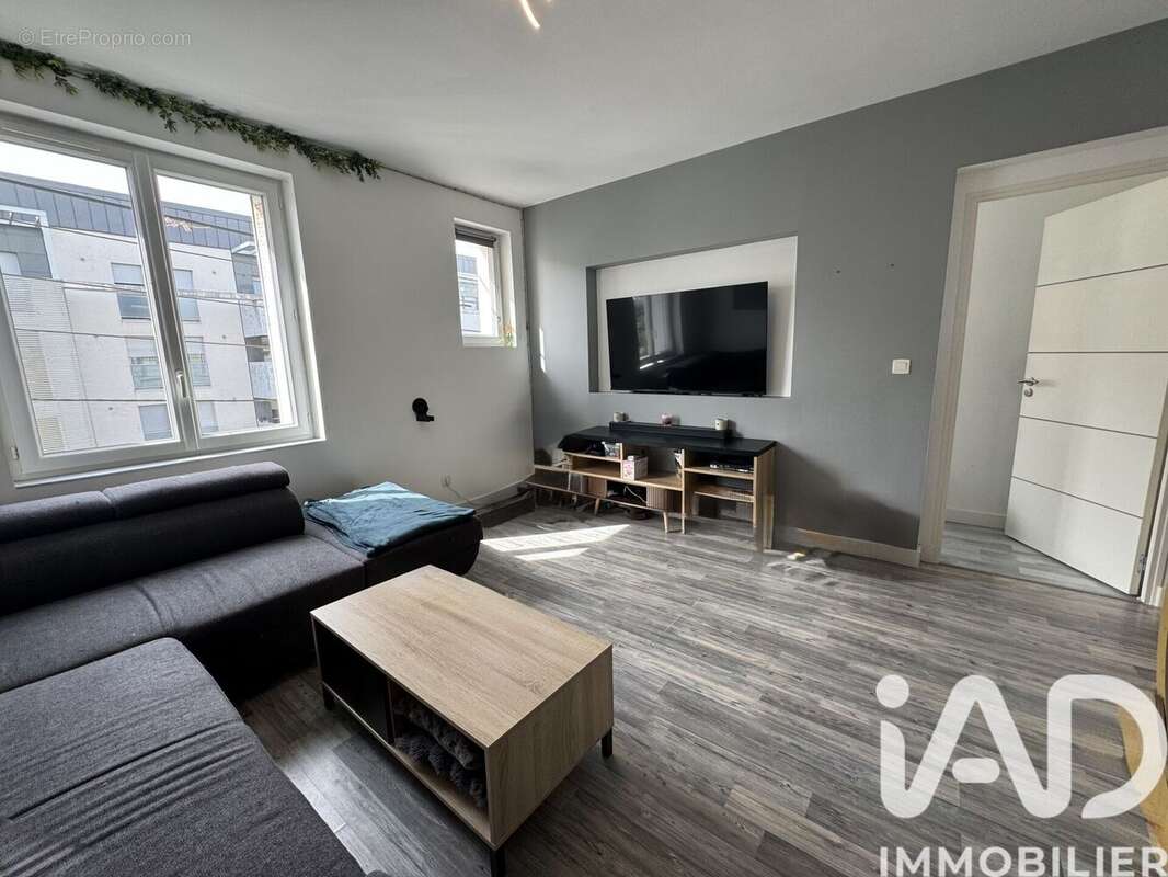 Appartement 44 m² à Saumur  - photo 3