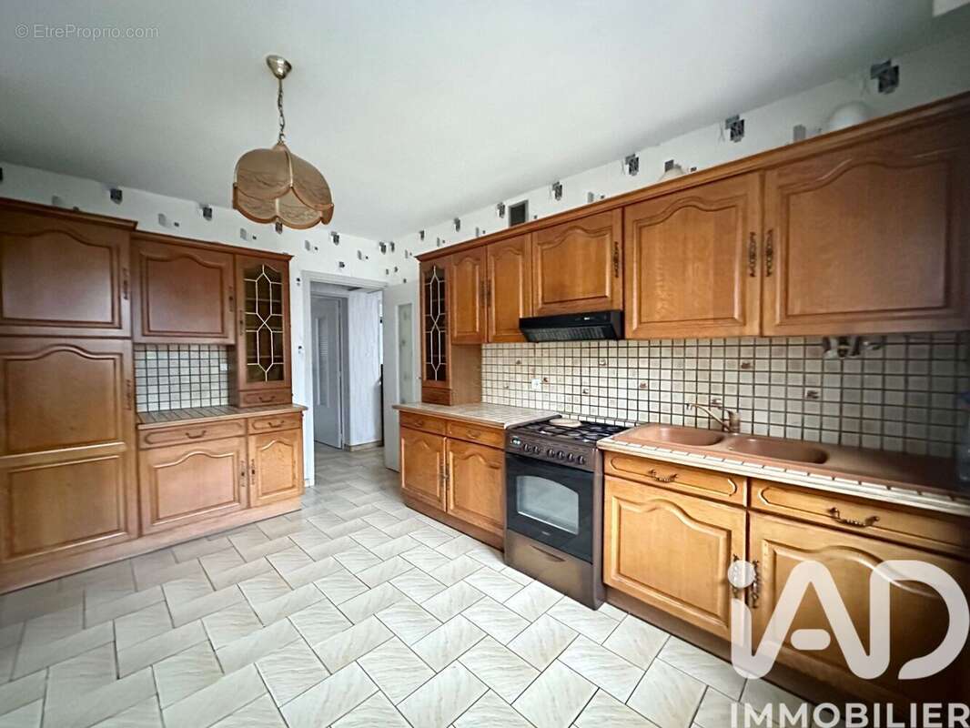 Photo 2 - Maison à COURRIERES
