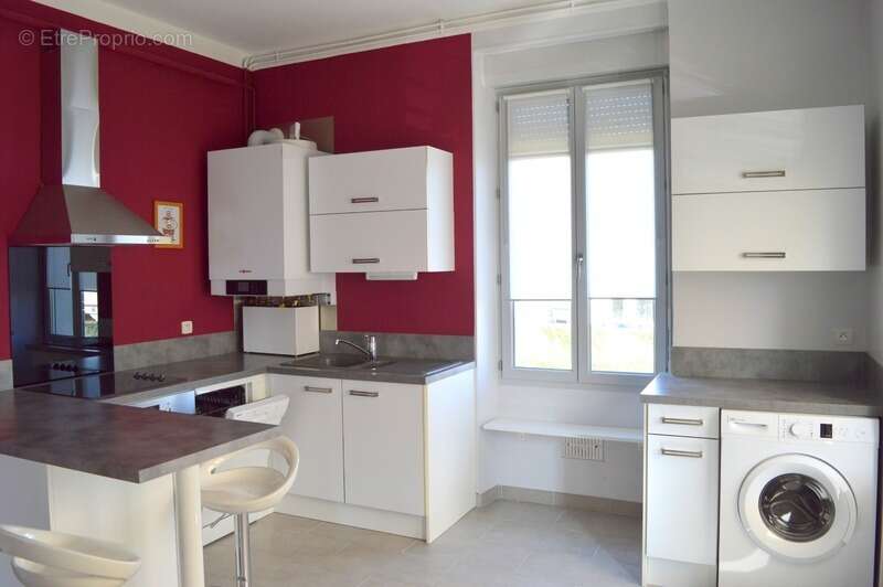 Appartement à vendre 3 pièces MONTCEAU LES MINES (71) - photo 3