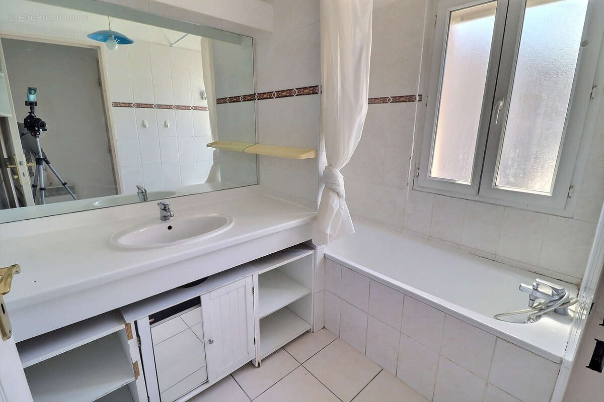 Appartement à CLERMONT-L&#039;HERAULT