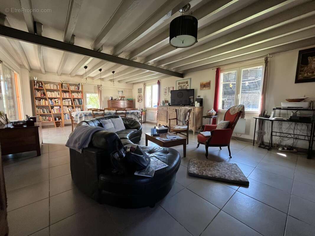 Maison 146 m² à Surfonds  - photo 2