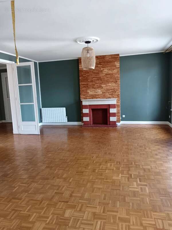 Grandvilliers centre ville : spacieux appartement - photo 5