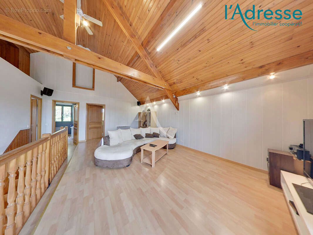 Maison de caractère 170 m²+ sous sol total - photo 10