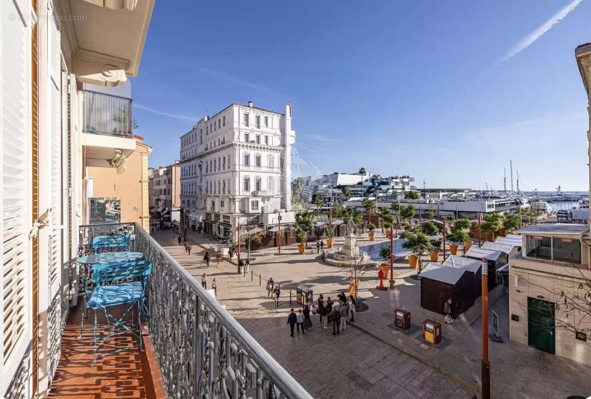 Appartement à CANNES