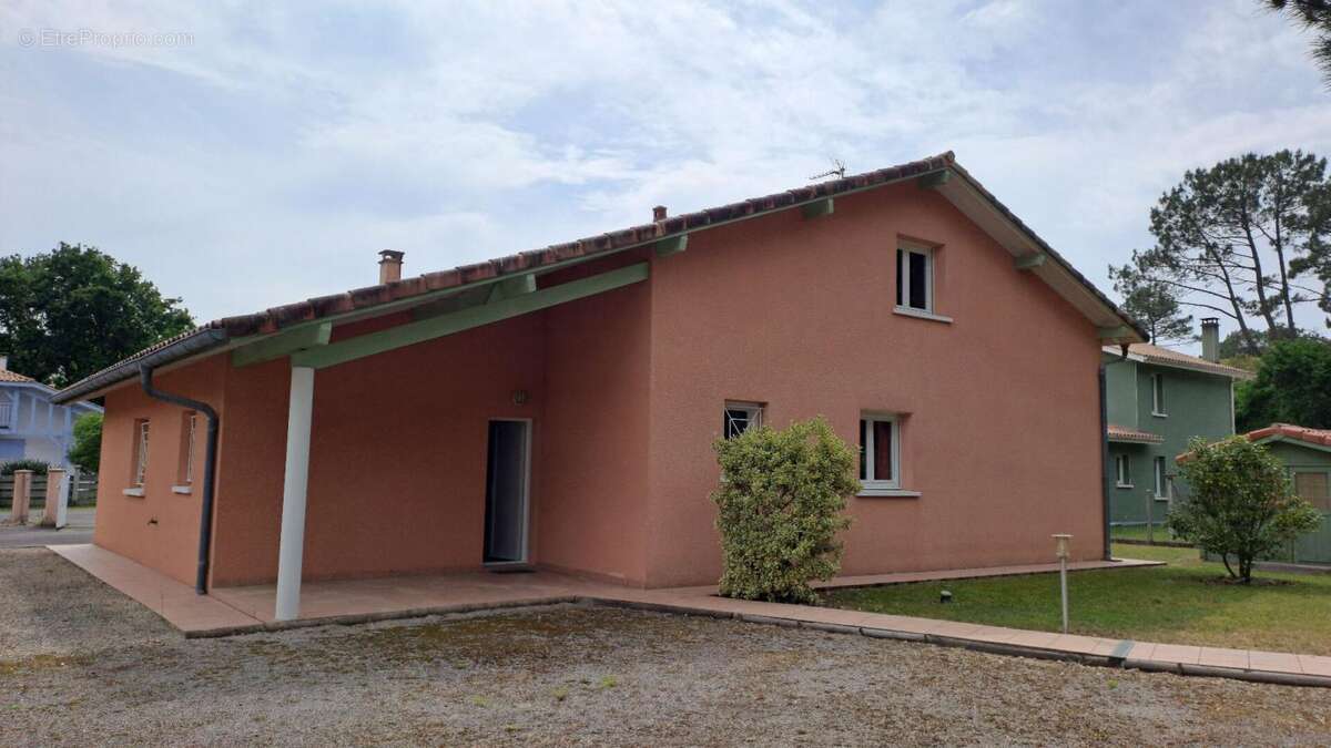 Maison à SOUSTONS