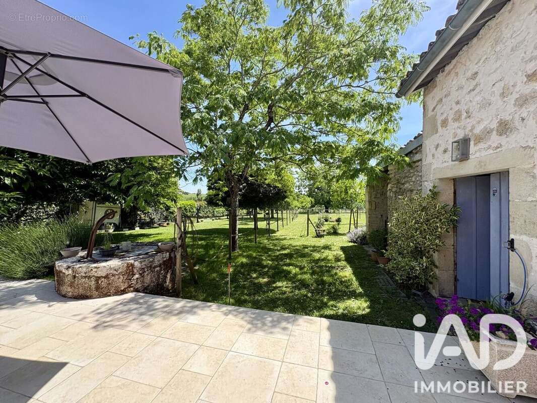 Maison 105 m² à Doulezon  - photo 2