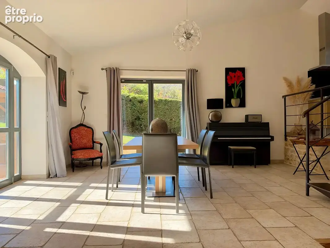 Ville Sur Jarnioux - Maison de caractère en pierres dorées, 6 chambres, piscine et jardin - photo 5