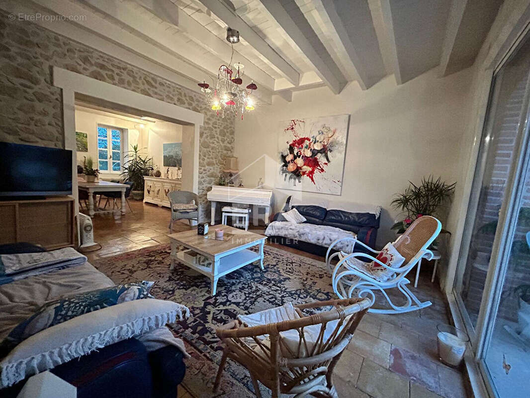 Maison à CADALEN