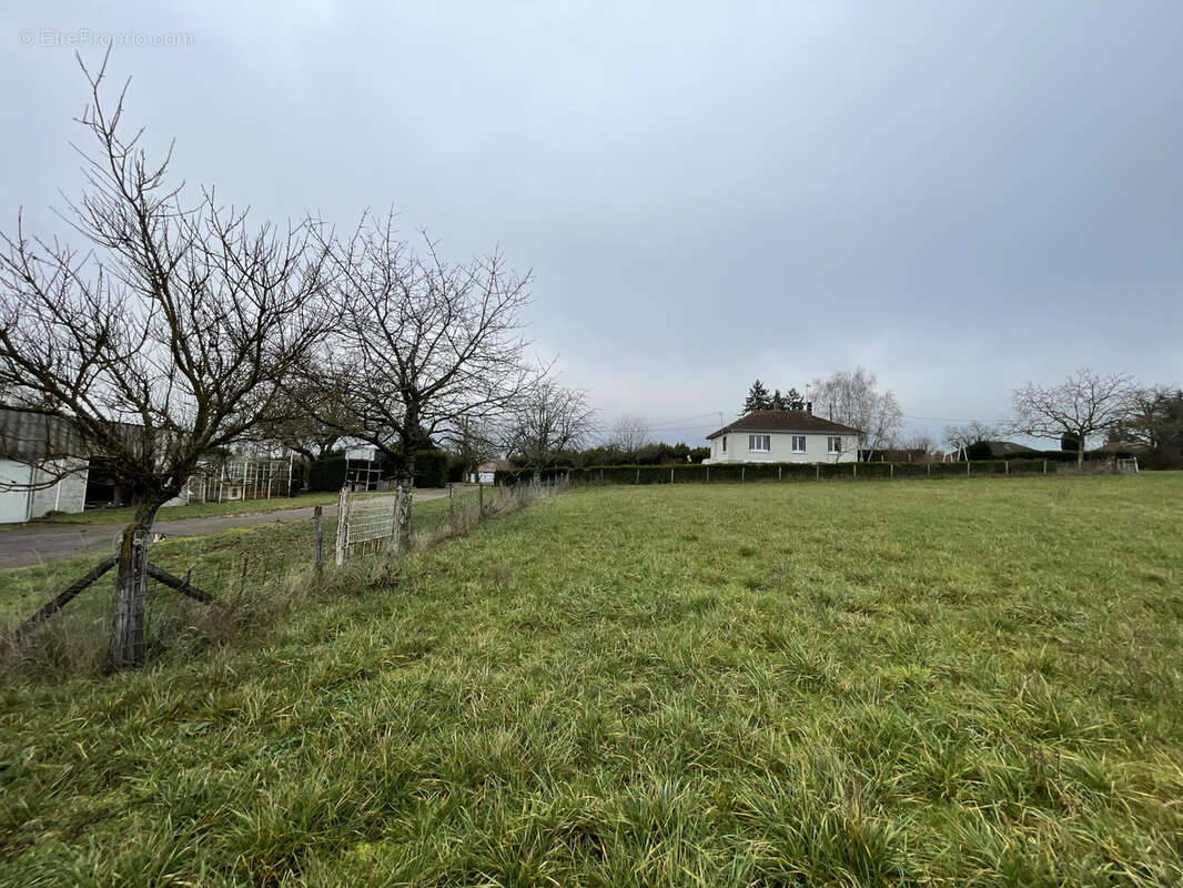 Maison à NEUVY-SUR-LOIRE