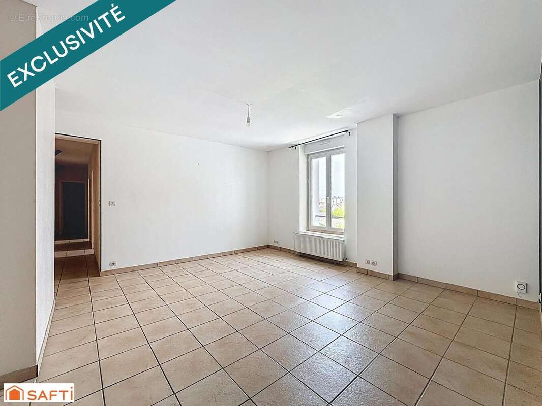 Photo 2 - Appartement à SENS