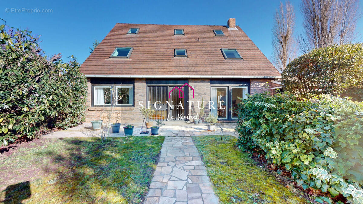 Maison à LE VESINET