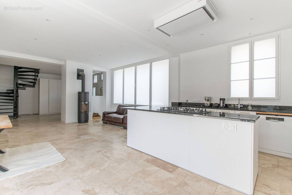 Maison à FONTAINEBLEAU