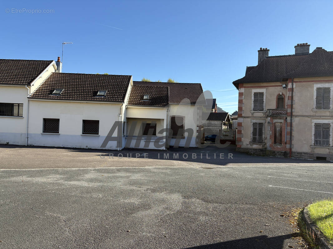 Appartement à LUXEUIL-LES-BAINS