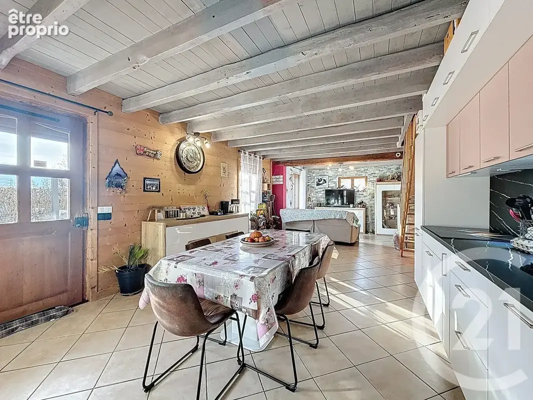 Maison 5 pièces 90 m² à vendre à Taninges (74440) - photo 3