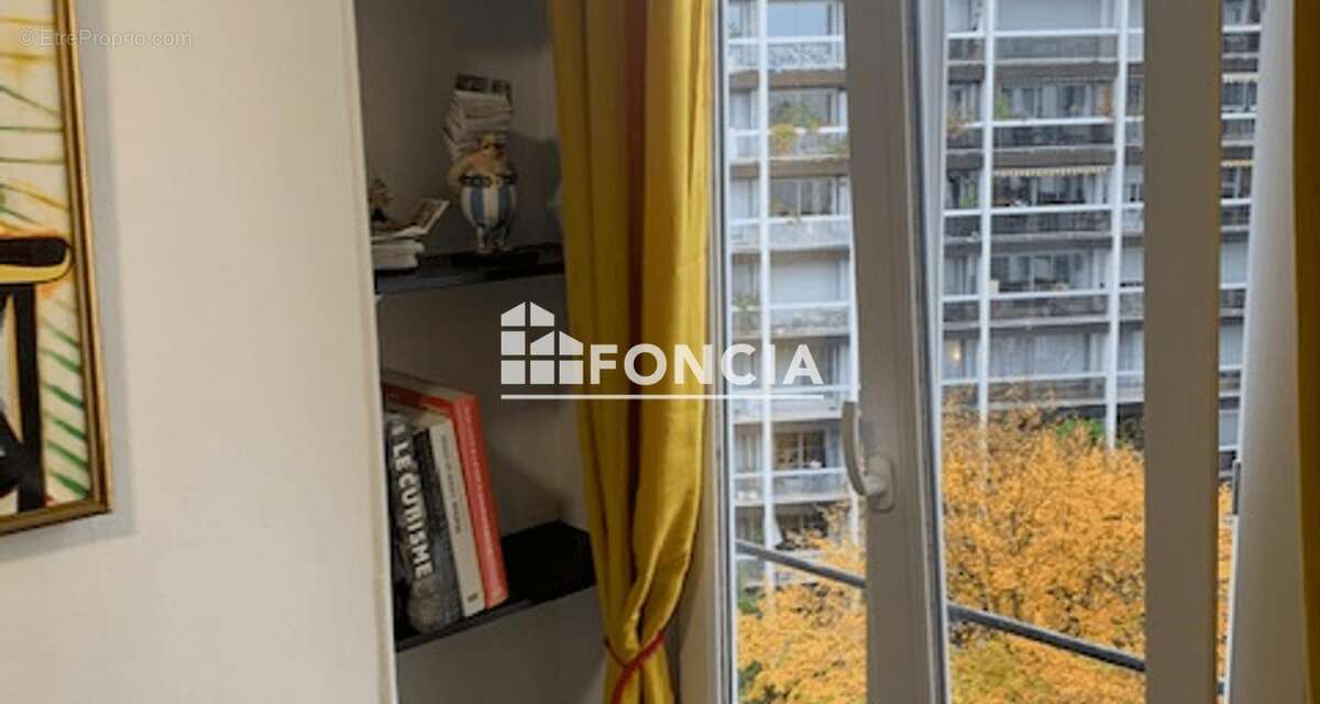 Appartement à PARIS-15E