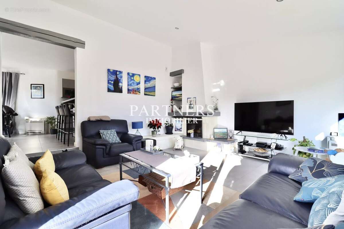 Maison à BOUC-BEL-AIR