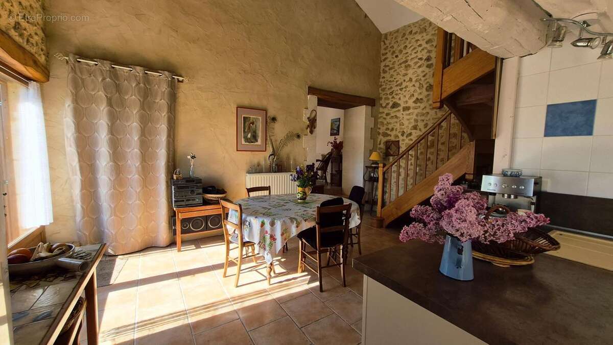 Maison à BEAUREGARD-ET-BASSAC