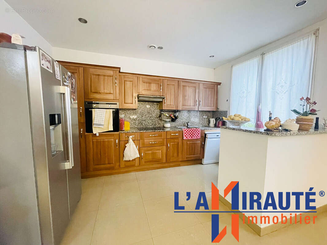 Maison à SARTROUVILLE