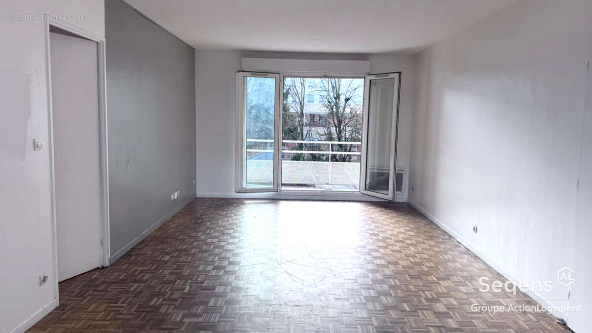 Appartement à DUGNY