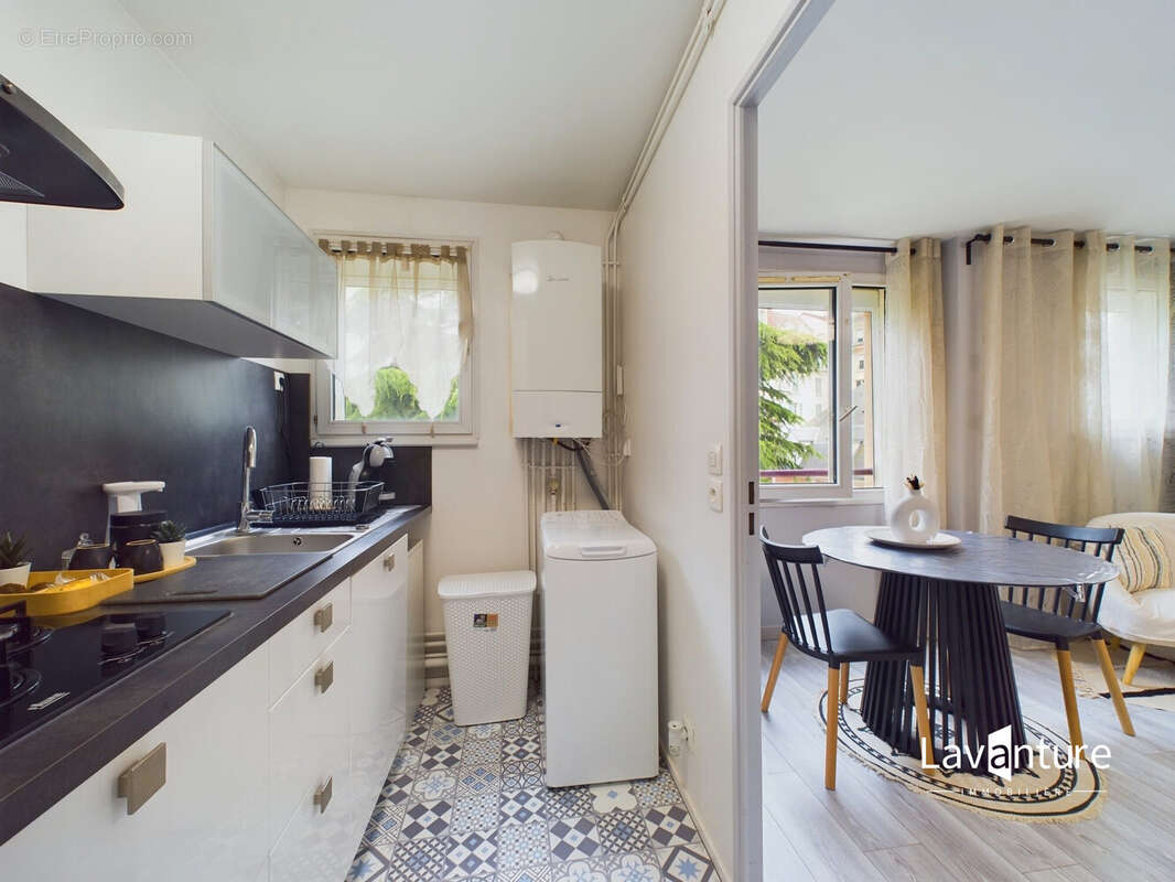 Appartement 31 m² à Le Plessis-Robinson  - photo 6