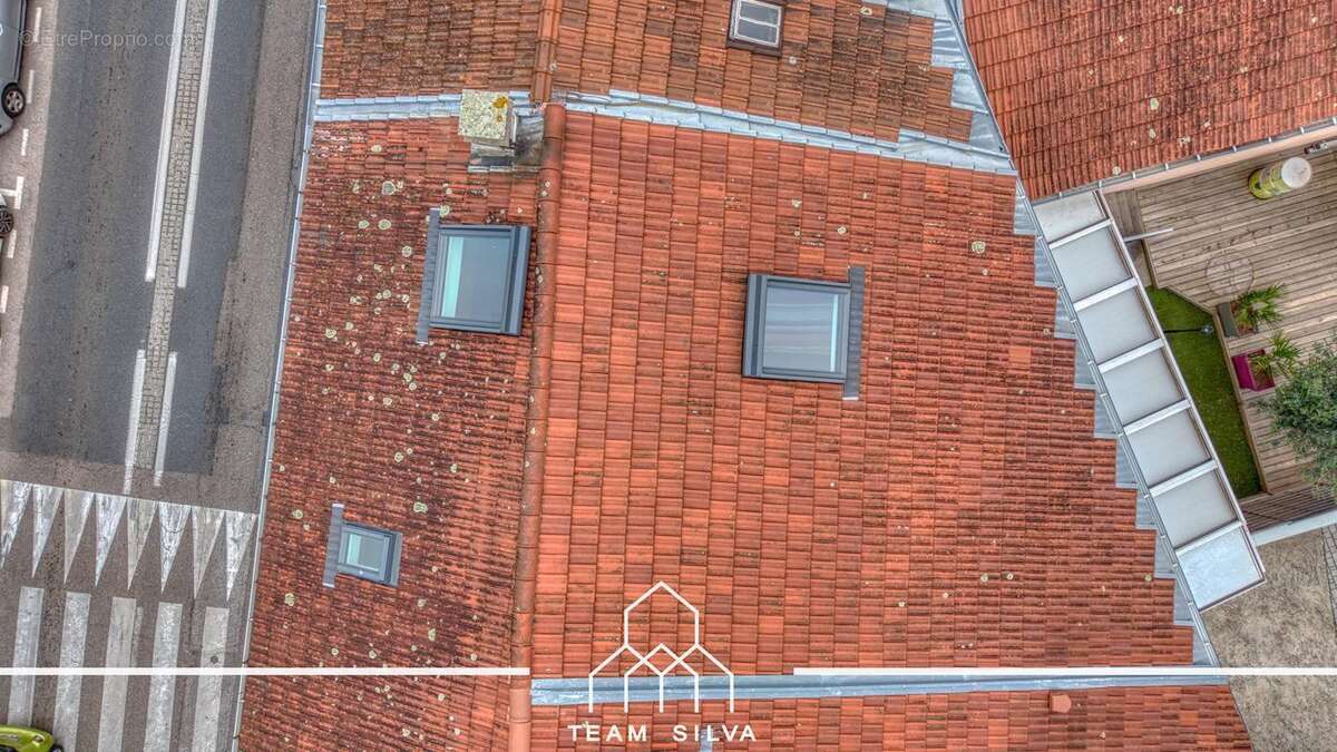 Maison à SEREZIN-DU-RHONE