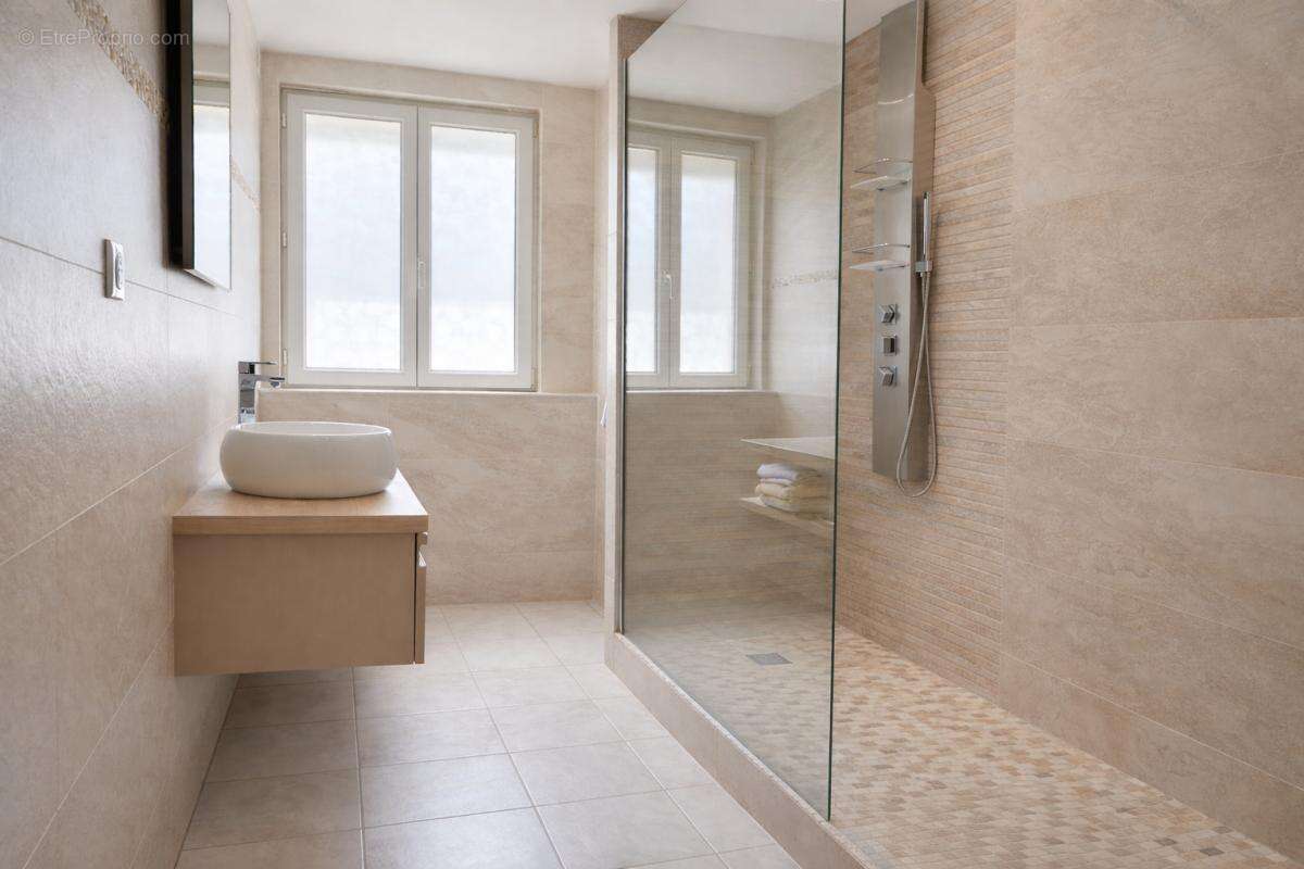 Maison Moux 8 pièce(s) 182 m2 - photo 15