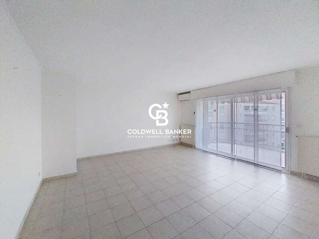 Appartement à SAINT-RAPHAEL