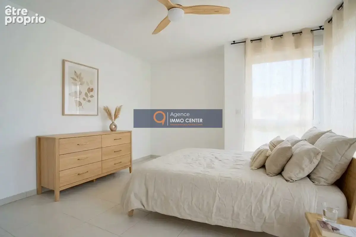 Appartement T4 avec 2 places de stationnement en sous sol sécurisé - photo 4