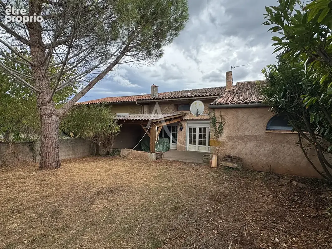 Maison à COUIZA
