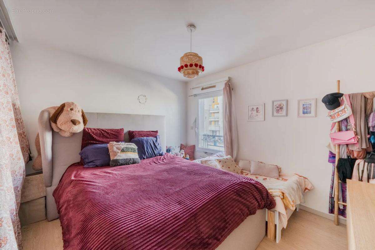 Appartement à PERSAN