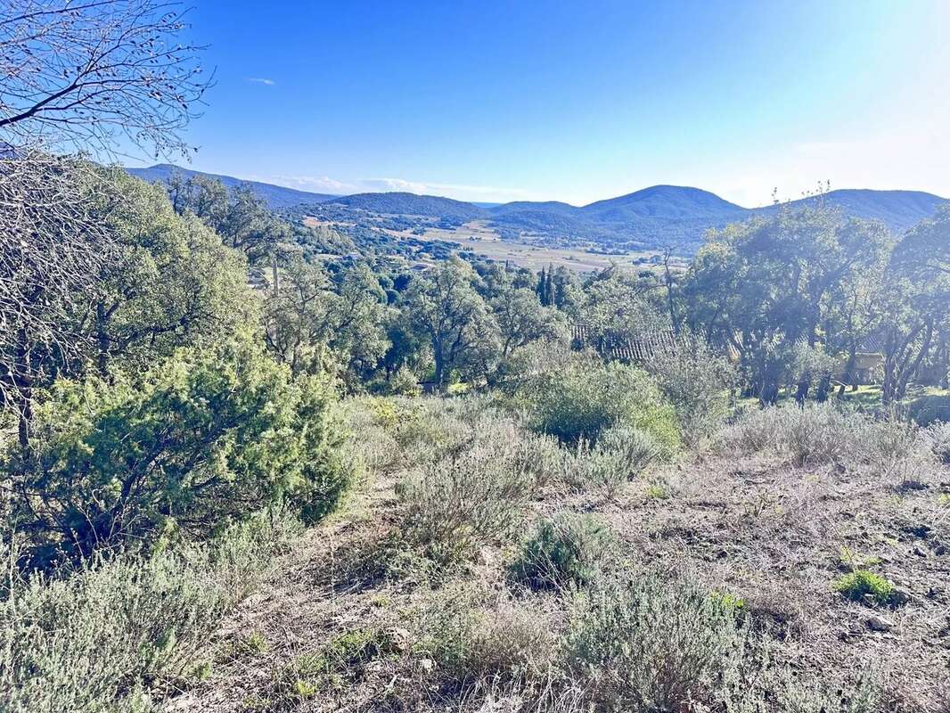 Maison à PLAN-DE-LA-TOUR