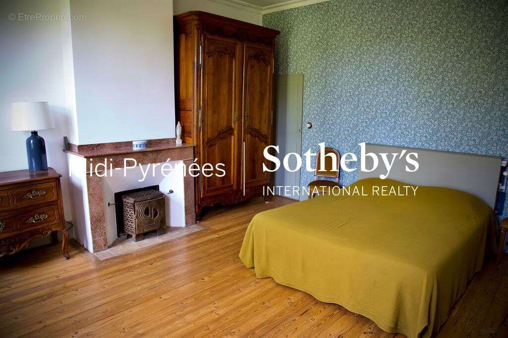 Maison à LISLE-SUR-TARN