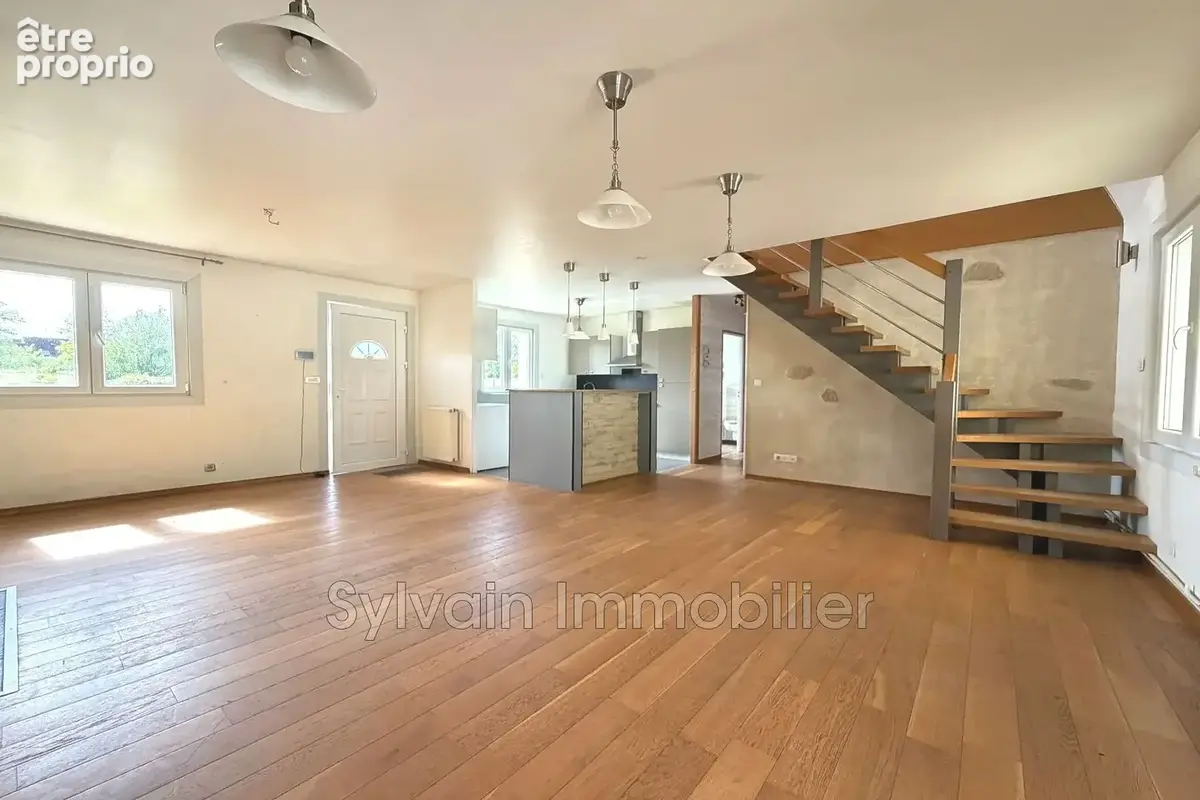 Maison 5 pièces 119 m² à vendre à Marseille-En-Beauvaisis (60690) - photo 3