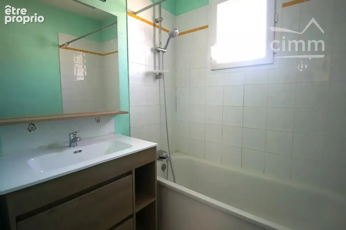 A vendre maison avec jardin et garage - photo 22