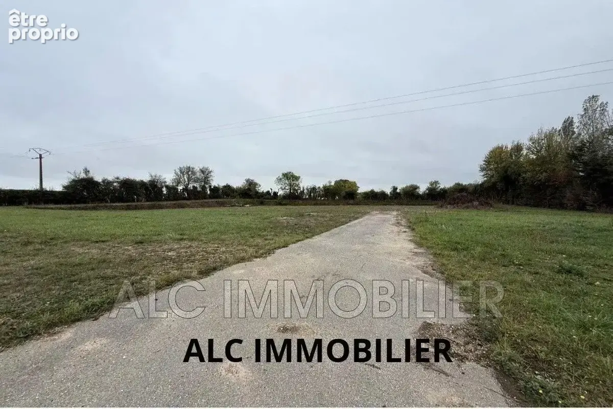 Terrain à LE MERLERAULT