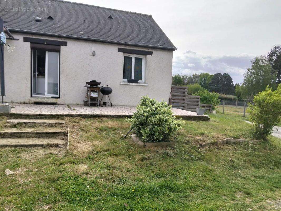 Maison à MONTBAZON